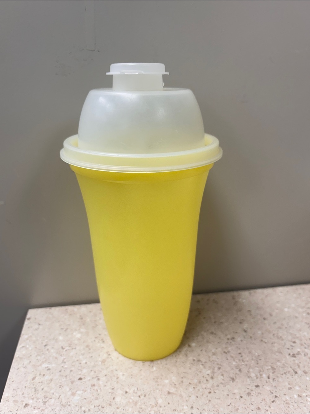 Vintage 3 pc Yellow Tupperware 844-2 Shaker Gravy Mixer Cup